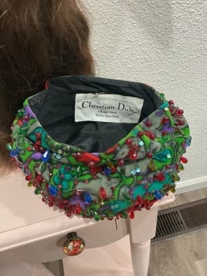 1960’s Women’s AUTHENTIC CHRISTIAN DIOR Velvet Colored Beaded Pillbox Hat - Thumbnail 2