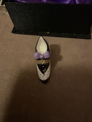 Porcelain Hinged Trinket Boxes Set of 3 Mud Pie Pillbox Hat Shoe Purse Orig Box - Thumbnail 4