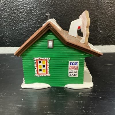 Dept 56 SV Loon Lake Bait Shop Original Snow Village #4030739 Lighted READ - Thumbnail 3