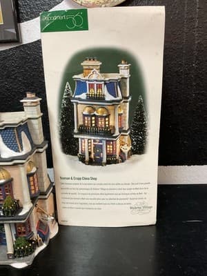 Dept. 56 Dickens Village 1998 Teaman & Crupp China Shop #58314 - Thumbnail 2