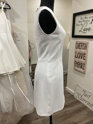 $148 French Connection Women's White Boatneck Neckline Whisper Mini Dress US 4 - Thumbnail 2