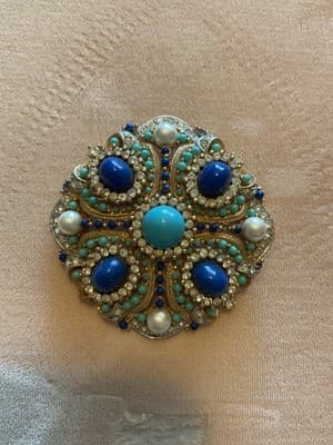 Vintage Goldtone Brooch With Cabashon, Blue Turquoise, Pearls & Crystals NOS - Thumbnail 2