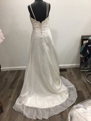 NEW Justin Alexander Size 10 Beautiful Wedding Gown #8389 - Thumbnail 5
