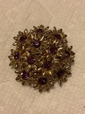 Vintage Coro 1950’s Goldtone With Amethyst Stones Flower Bouquet Brooch / Pin - Thumbnail 5