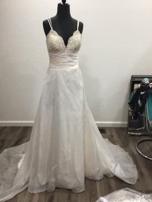 NEW Justin Alexander Size 10 Beautiful Wedding Gown #8389 - Thumbnail 2
