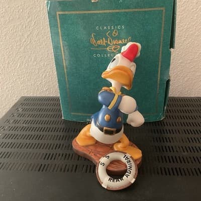 Walt Disney Collectors Society 1994 Animators Choice “Sea Scouts” Donald Duck - Thumbnail 2