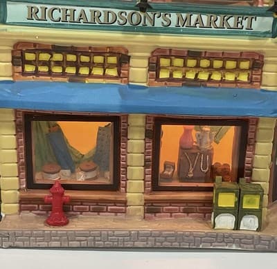 RICHARDSON'S MARKET Lemax Christmas Village Town Shop Store Lighted Building - Thumbnail 6