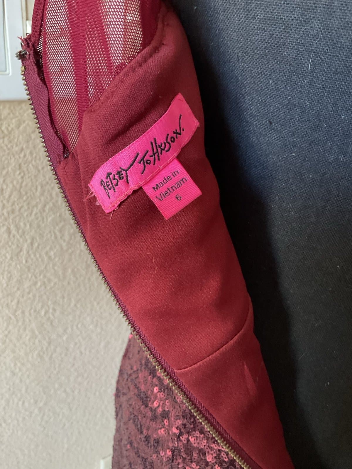 Lovely NWOT Betsey Johnson DRESSY DRESS Size 6 - Thumbnail 5