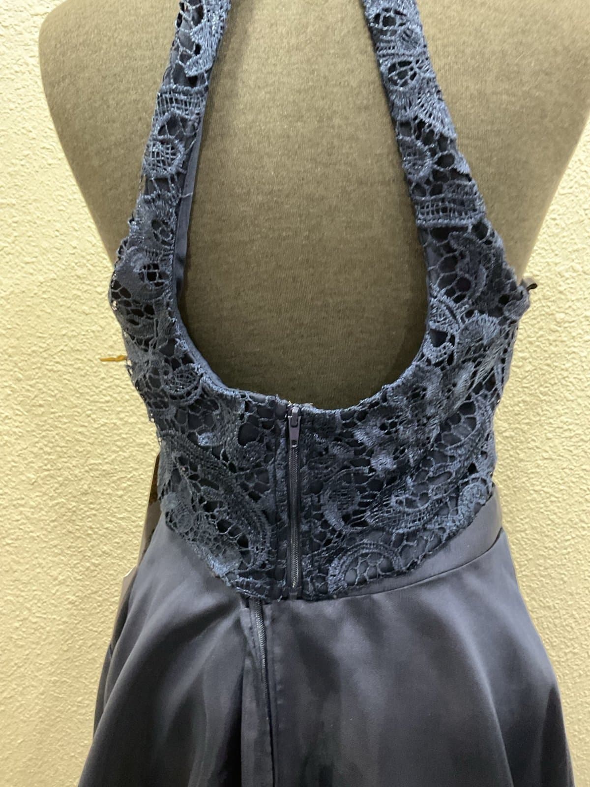 NEW Navy Blue Size 11 Satin & Crocheted 2 Piece Prom Dress - Thumbnail 4
