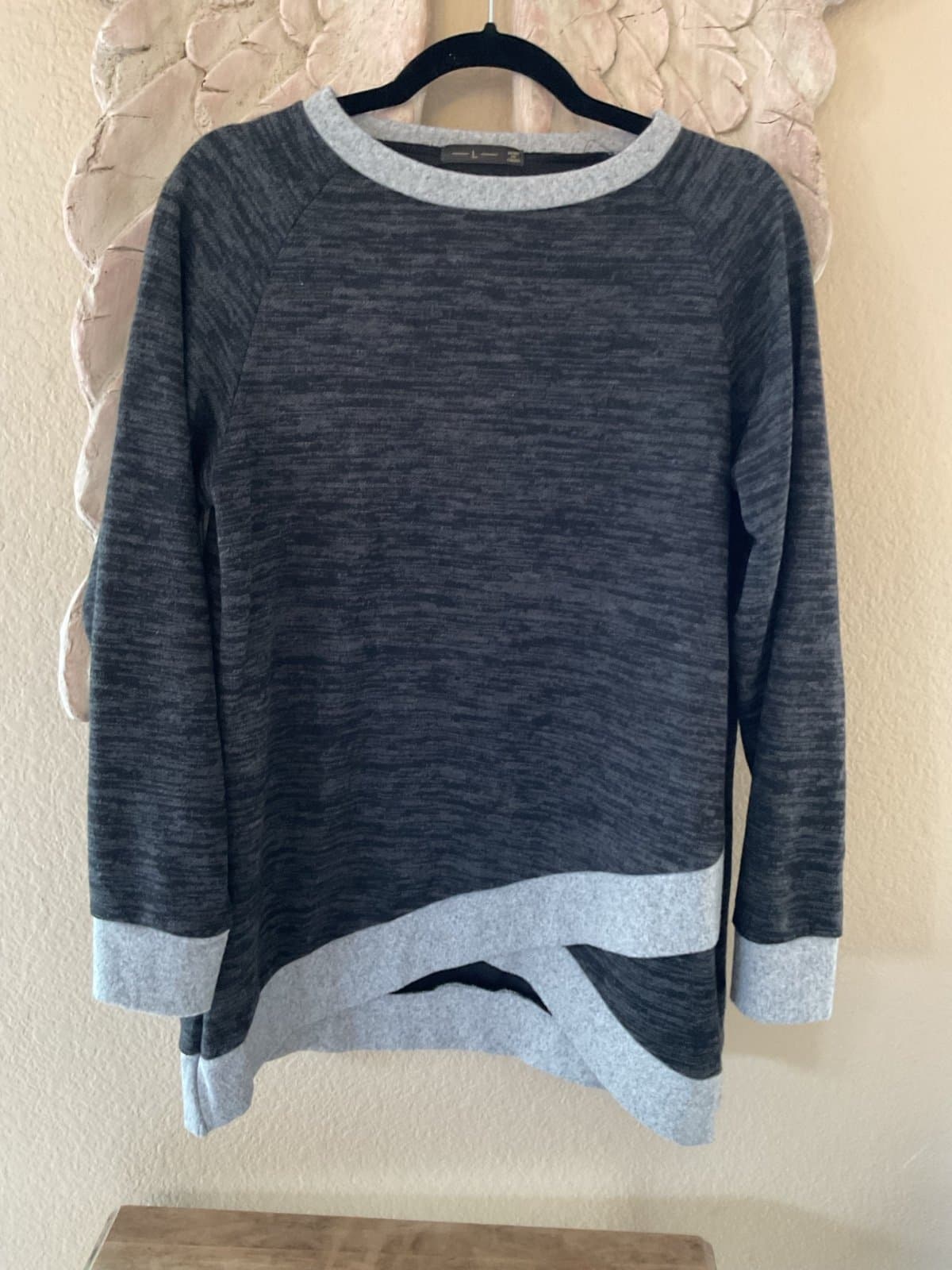 NWOT Pullover Sweater Greys and Soft and Very Pretty Size S - Thumbnail 3