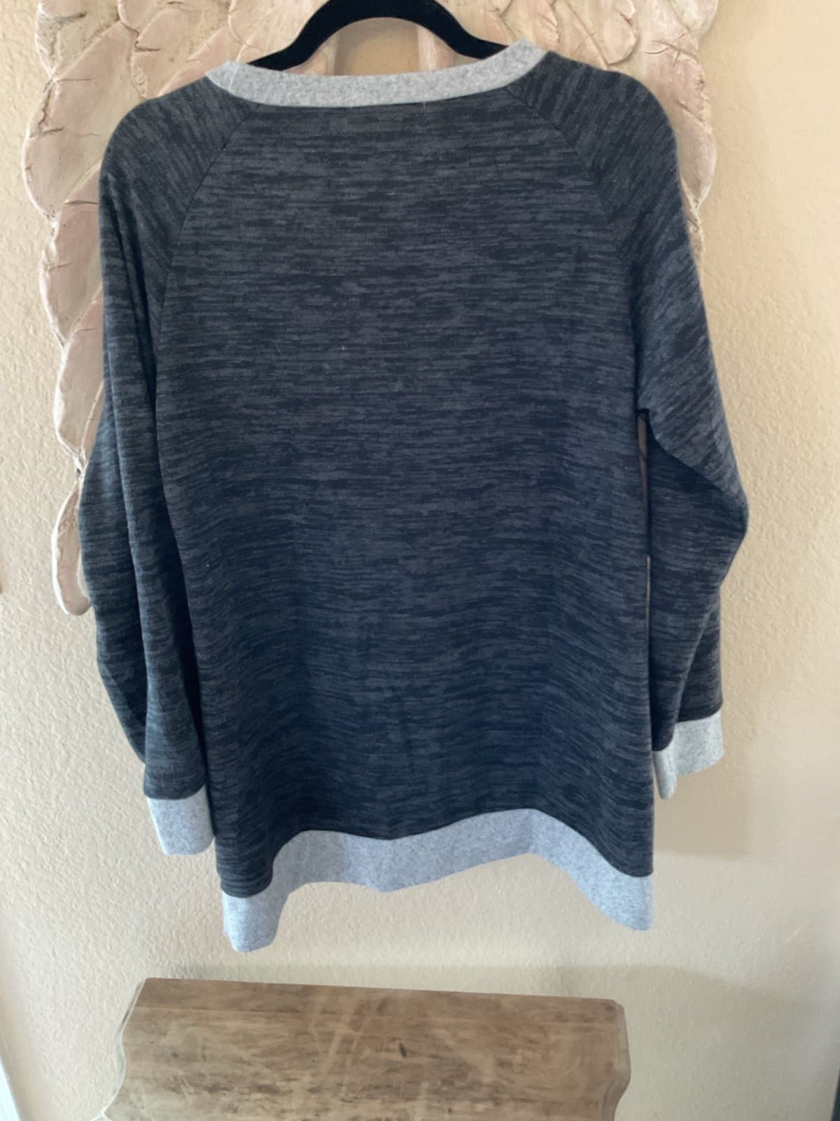 NWOT Pullover Sweater Greys and Soft and Very Pretty Size S - Thumbnail 6