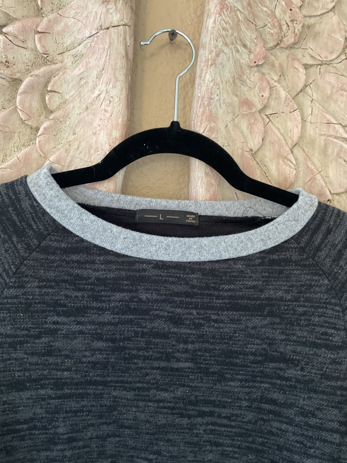 NWOT Pullover Sweater Greys and Soft and Very Pretty Size S - Thumbnail 5
