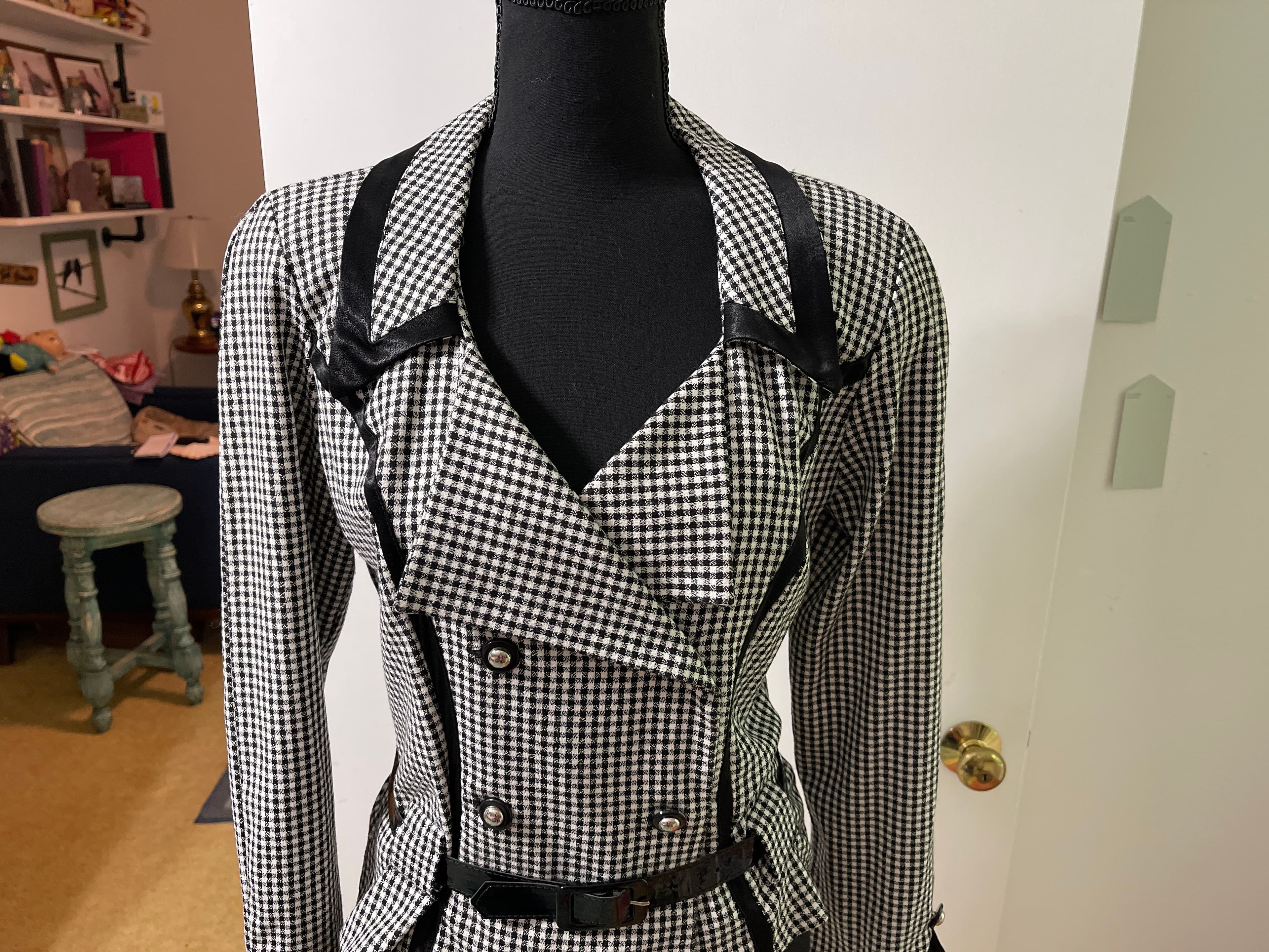 Capacity Unlimited Houndstooth Double-Breasted Blazer with Belt - Thumbnail 2