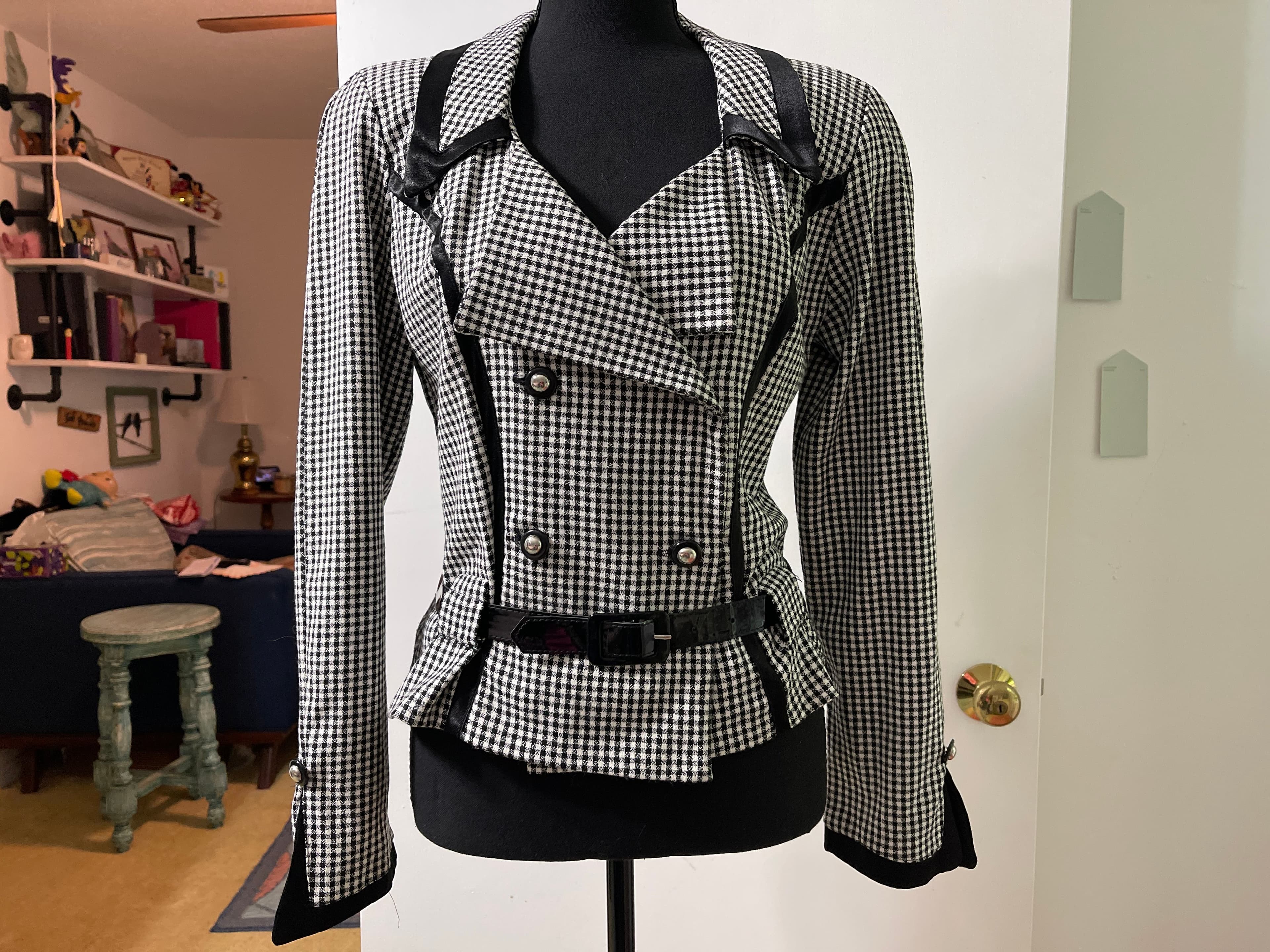 Capacity Unlimited Houndstooth Double-Breasted Blazer with Belt - Thumbnail 3