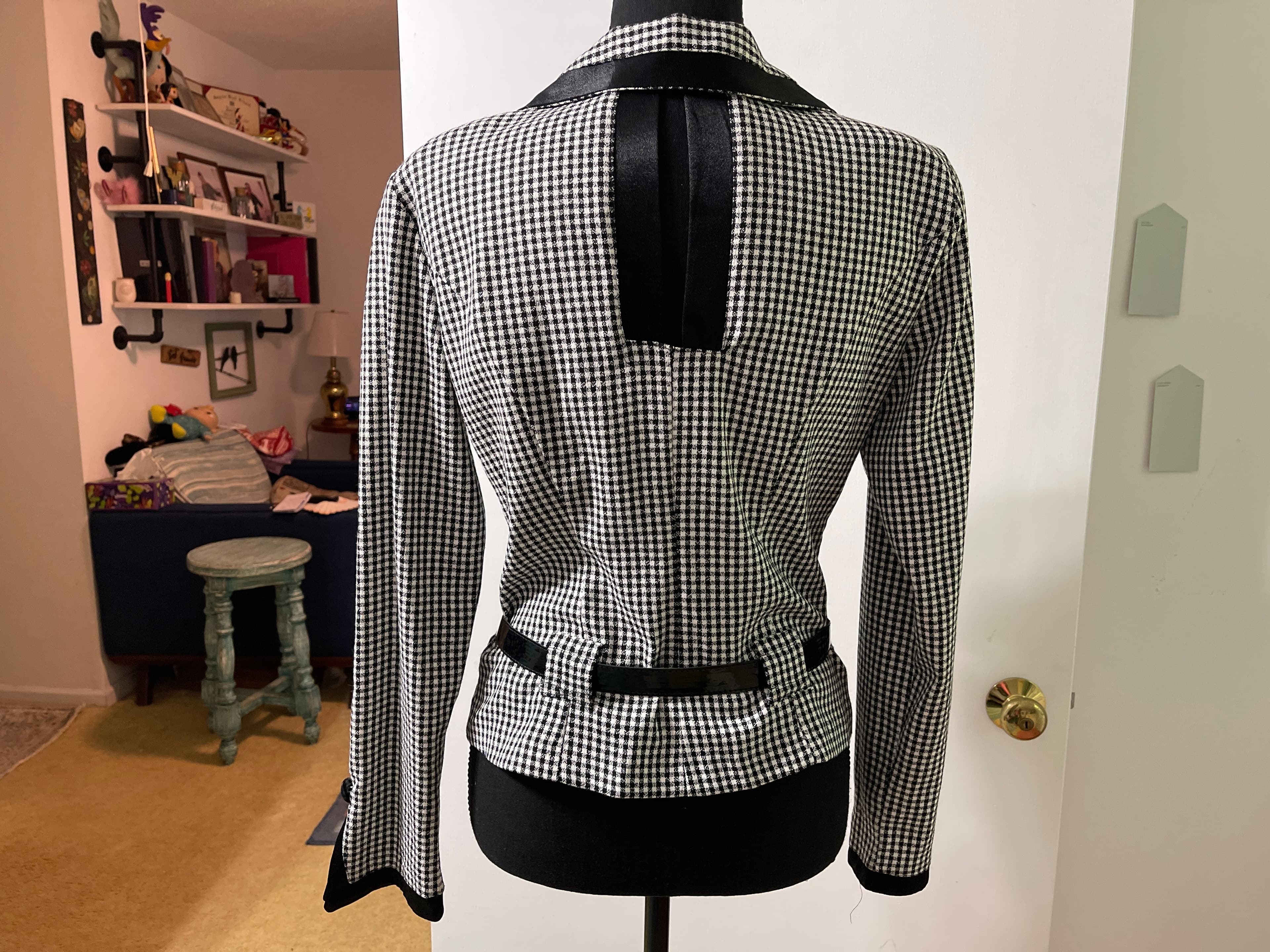 Capacity Unlimited Houndstooth Double-Breasted Blazer with Belt - Thumbnail 5