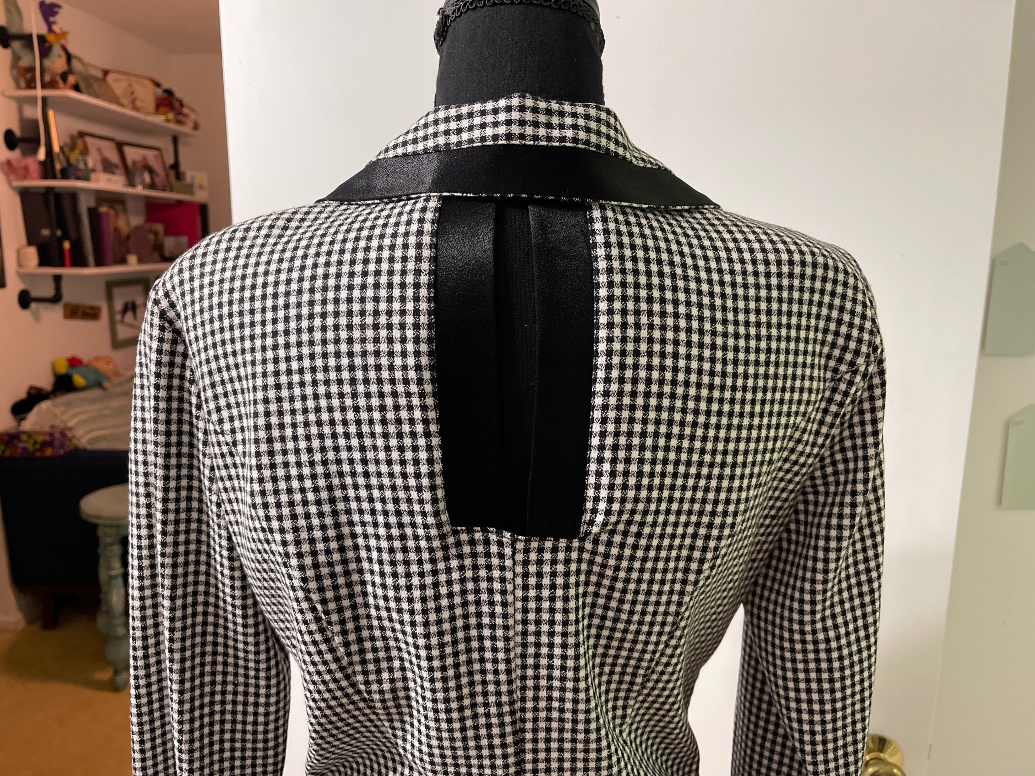 Capacity Unlimited Houndstooth Double-Breasted Blazer with Belt - Thumbnail 6