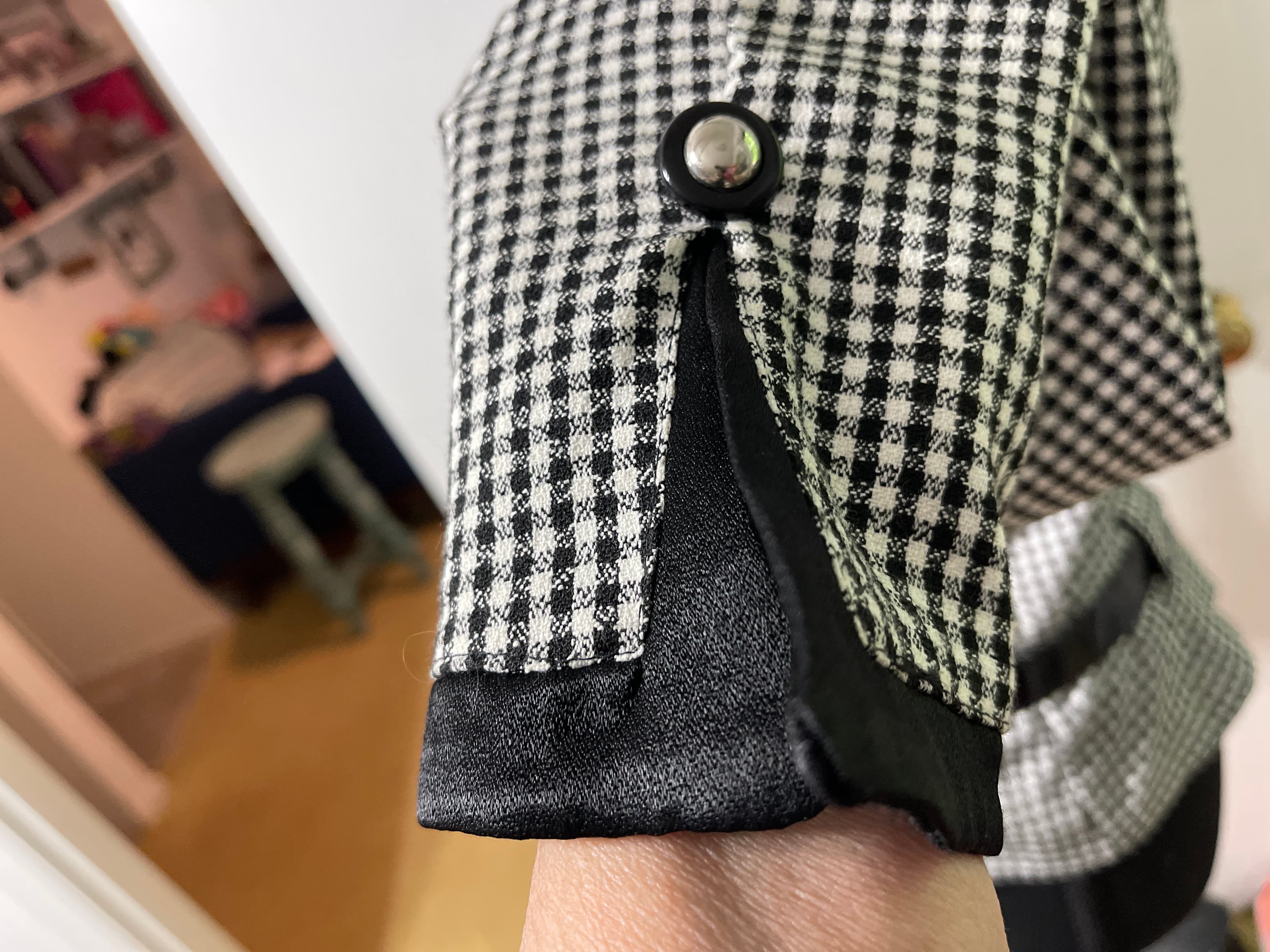 Capacity Unlimited Houndstooth Double-Breasted Blazer with Belt - Thumbnail 8