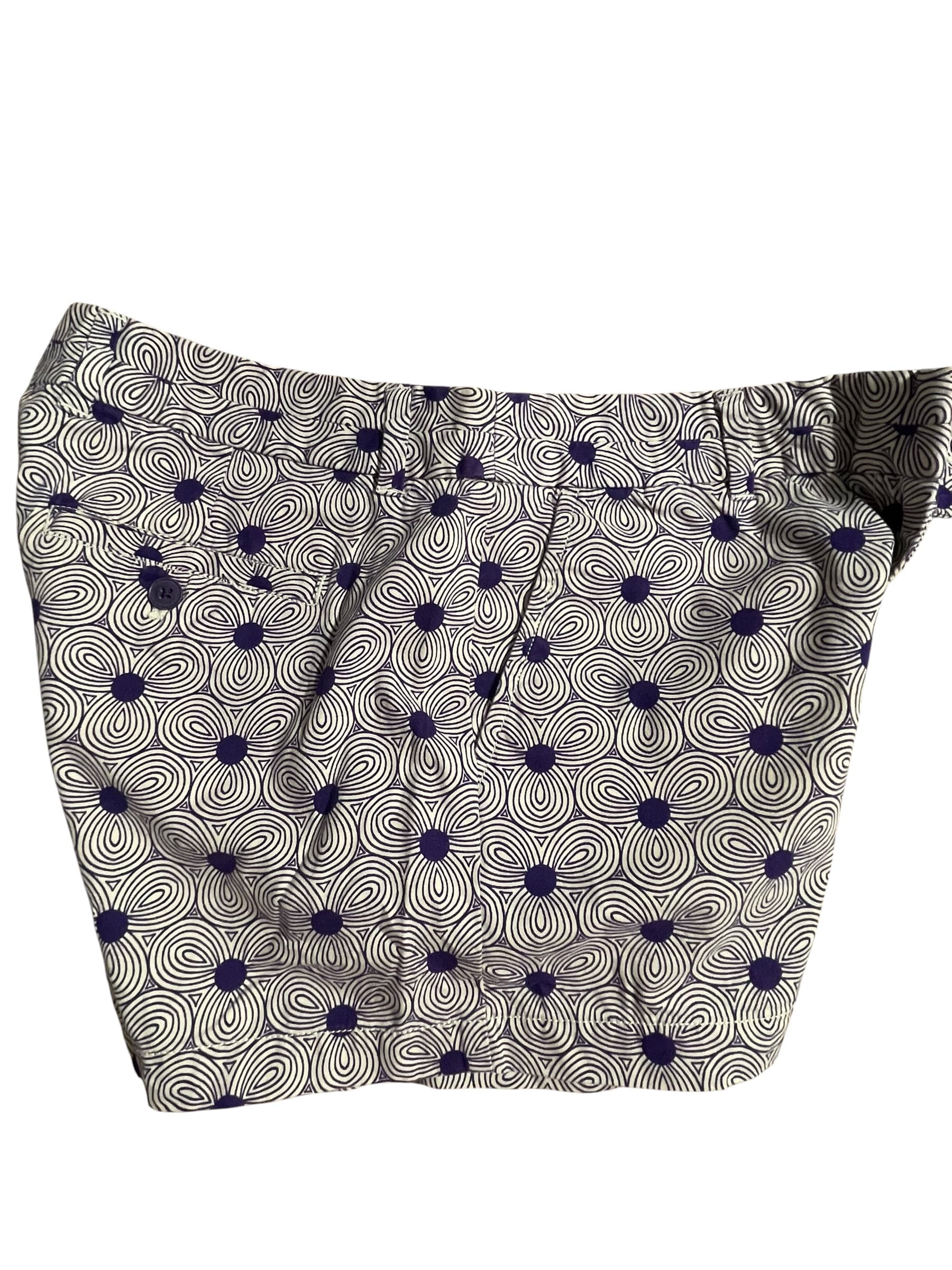 Loft Women’s Purple Pattern Cargo Shorts size 8 - Thumbnail 4