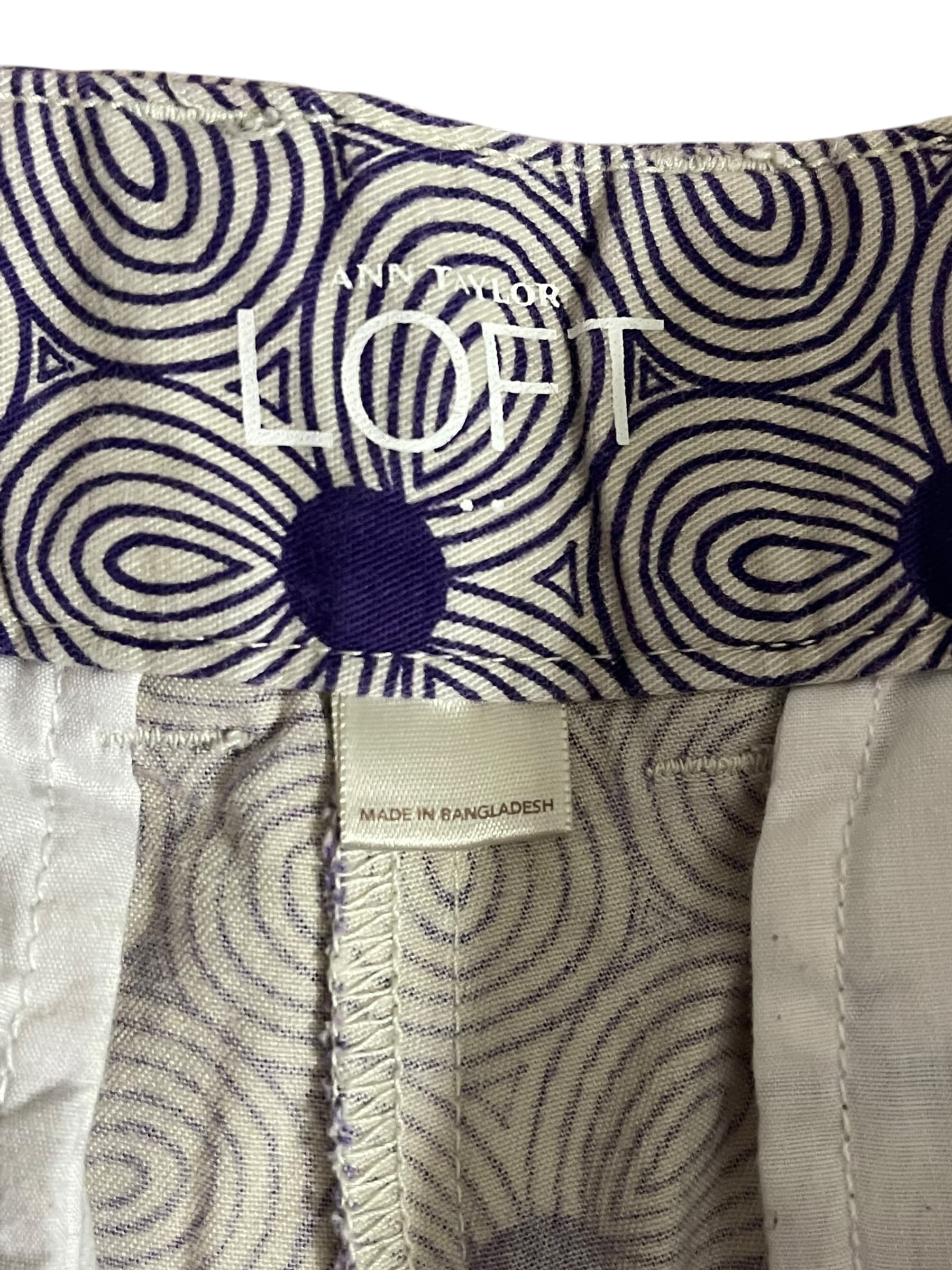 Loft Women’s Purple Pattern Cargo Shorts size 8 - Thumbnail 8