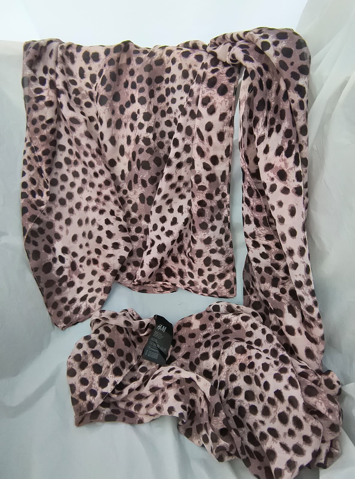 H&M Leopard Print Scarf
