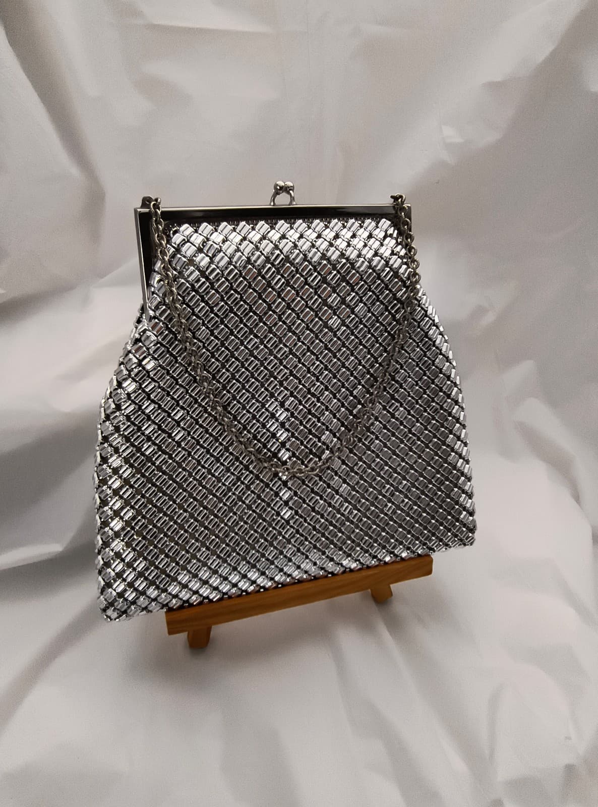 Vintage Whiting & Davis Silver Mesh Clutch Purse - Thumbnail 2