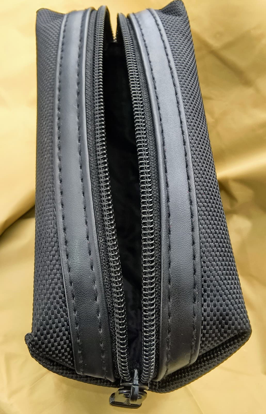 Black Tumi Toiletry Travel Case Bag - Thumbnail 4