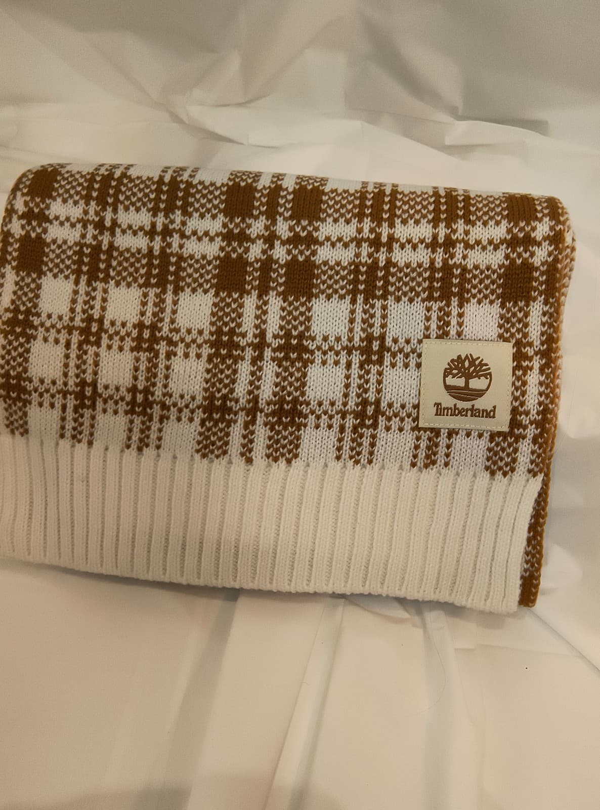 TIMBERLAND New (NWT) Light Brown & White /Cream Plaid Unisex Scarf