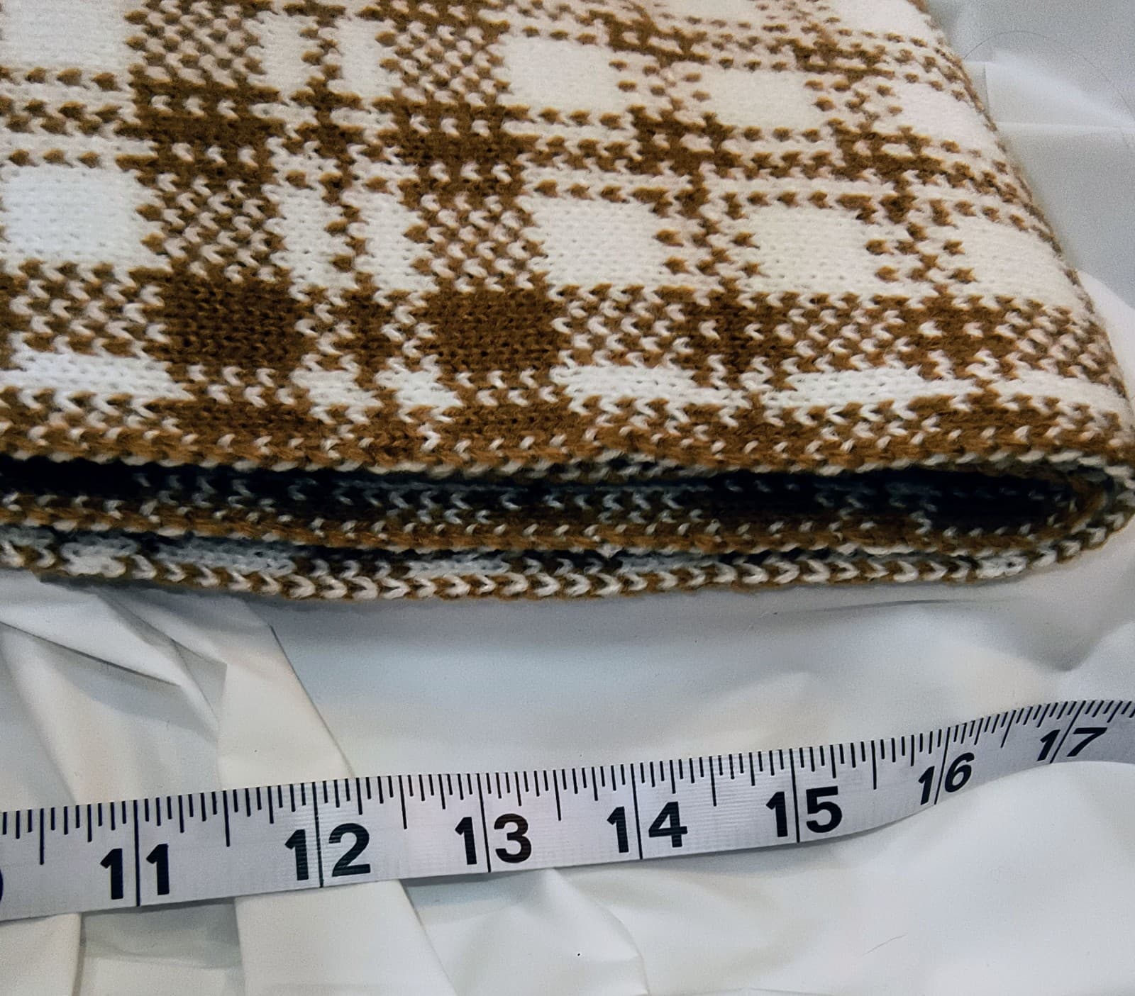 TIMBERLAND New (NWT) Light Brown & White /Cream Plaid Unisex Scarf - Thumbnail 7