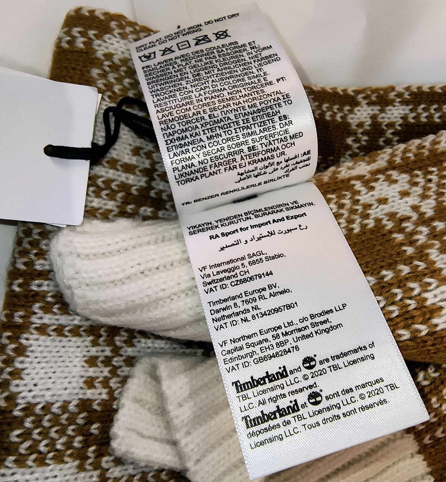 TIMBERLAND New (NWT) Light Brown & White /Cream Plaid Unisex Scarf - Thumbnail 4