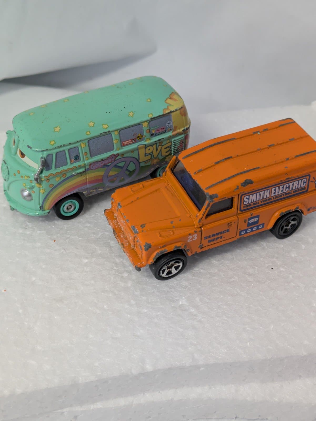 Lot of 10 Hot Wheels (Including Vintage & 1969 Camaro) - Thumbnail 10