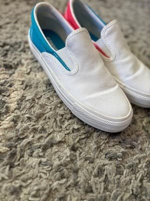 Converse shoes - Thumbnail 3