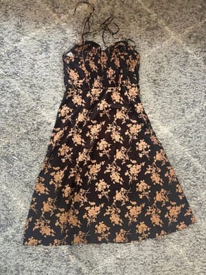 Floral Dress - Thumbnail 4