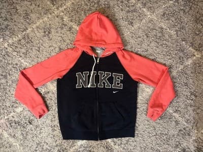 Nike sweater - Thumbnail 3