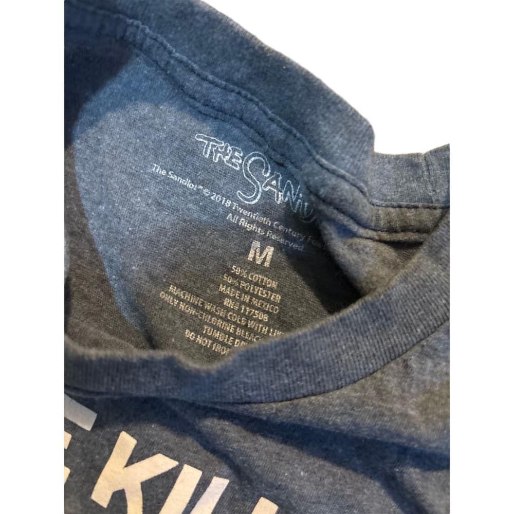 2 shirts - Thumbnail 2