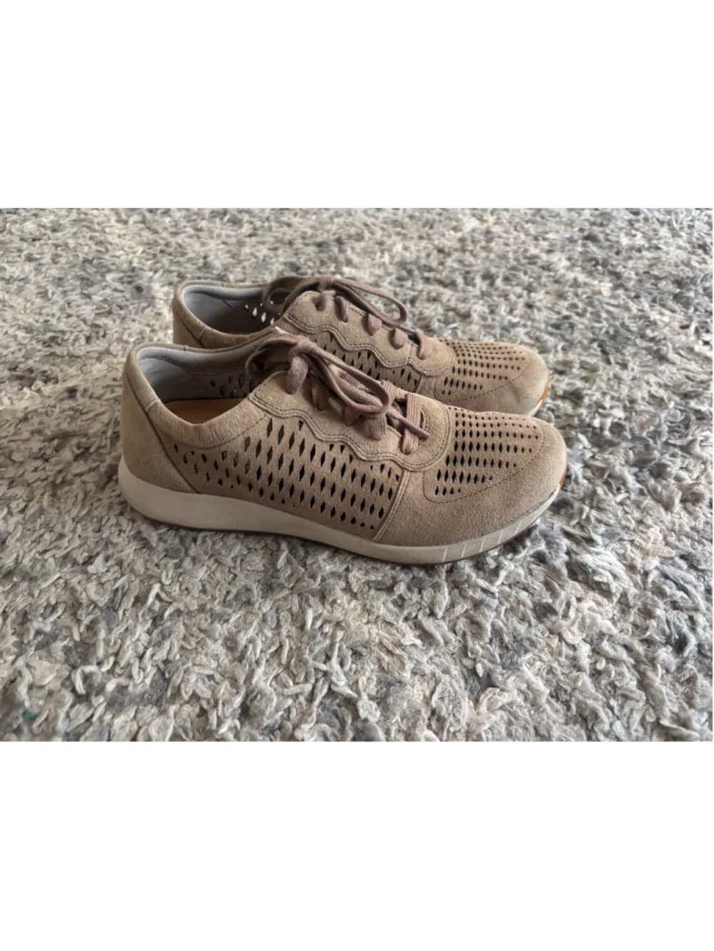 Earth shoes - Thumbnail 2