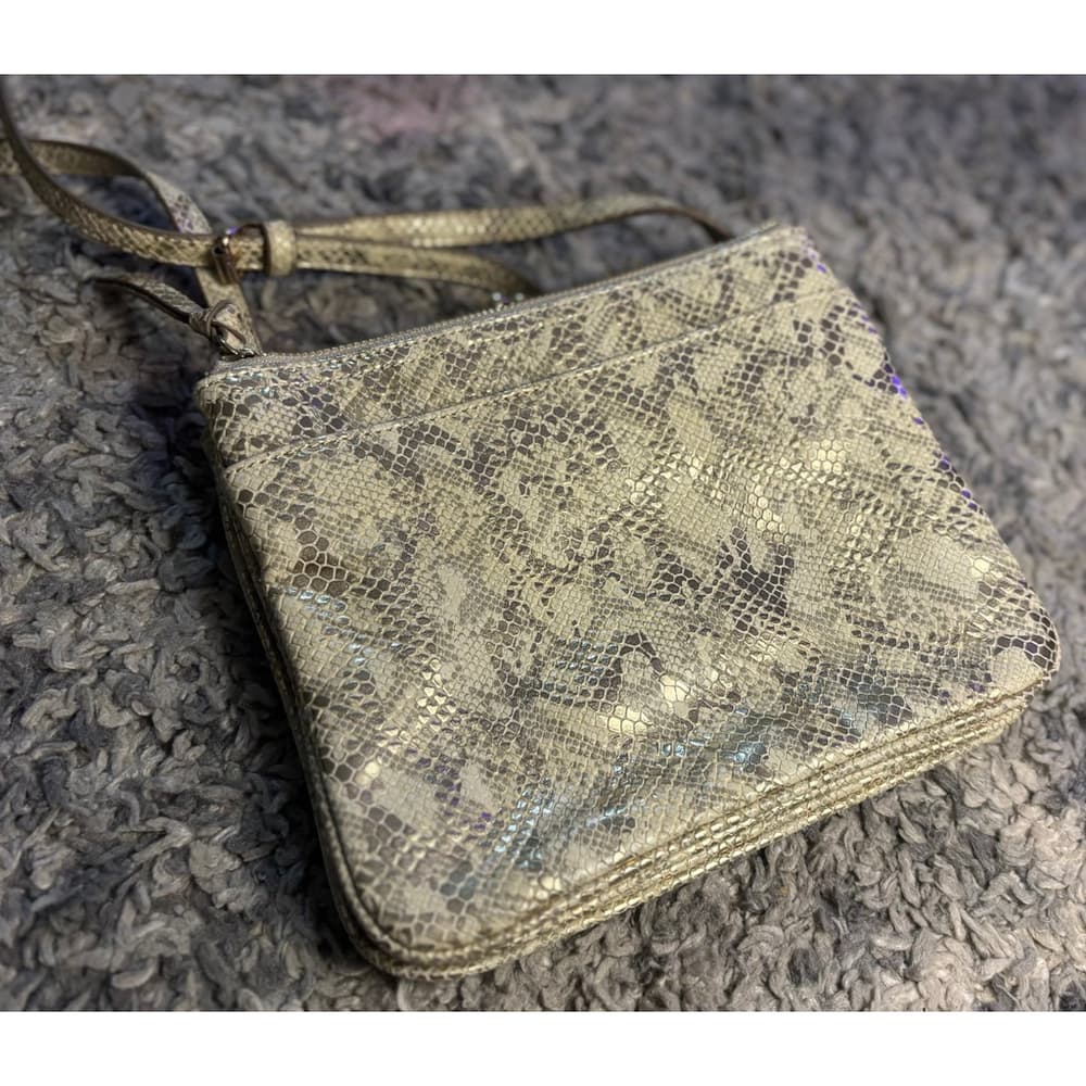 Nine West Faux Grey & White Snakeskin Crossbody Purse - Thumbnail 2