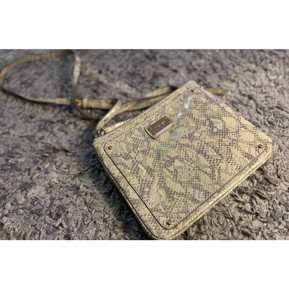 Nine West Faux Grey & White Snakeskin Crossbody Purse - Thumbnail 7
