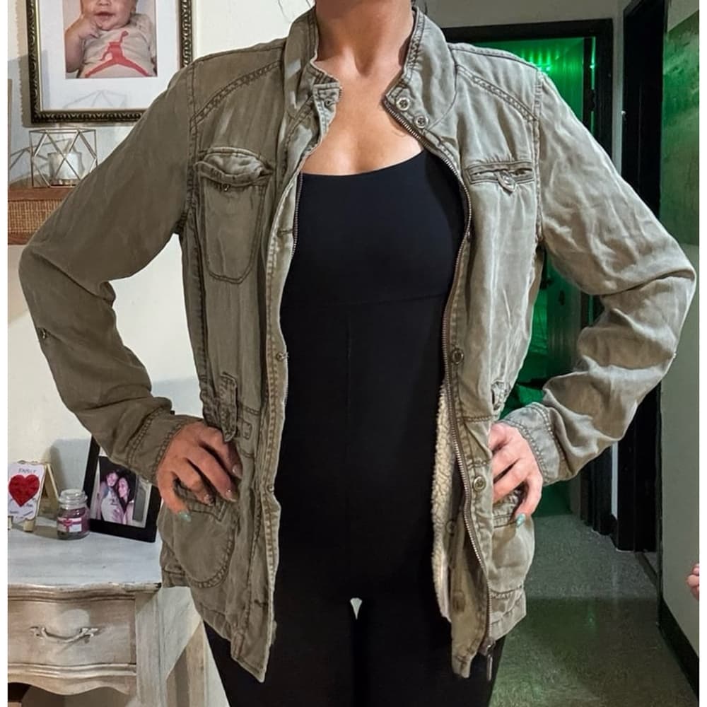 Max Mara army green jacket with Sherpa lining - Thumbnail 6