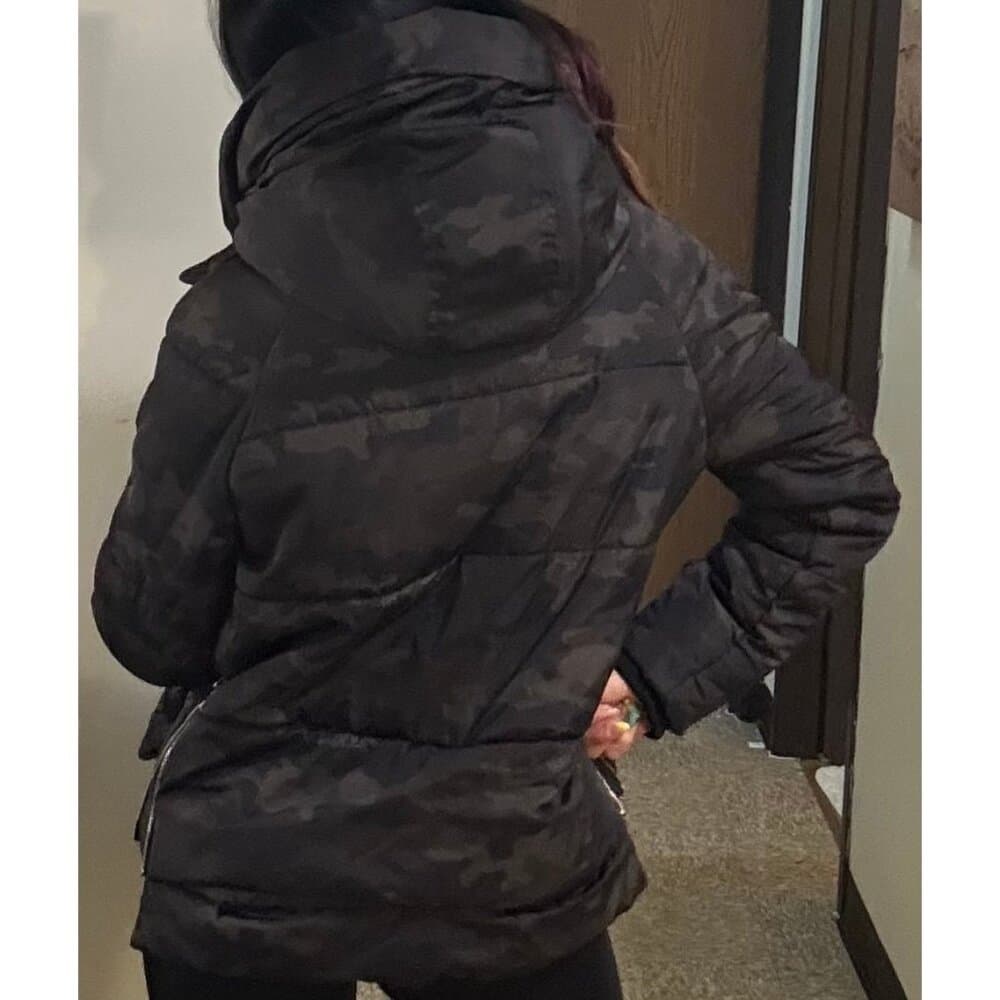 AVEC LES FILLES Bagatelle Camo Puffer Jacket Sz xSmall - Thumbnail 3
