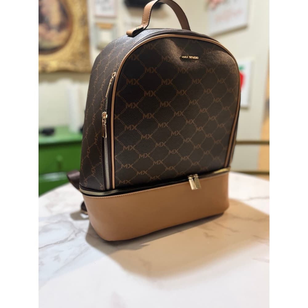 Max Studio Backpack - Thumbnail 2