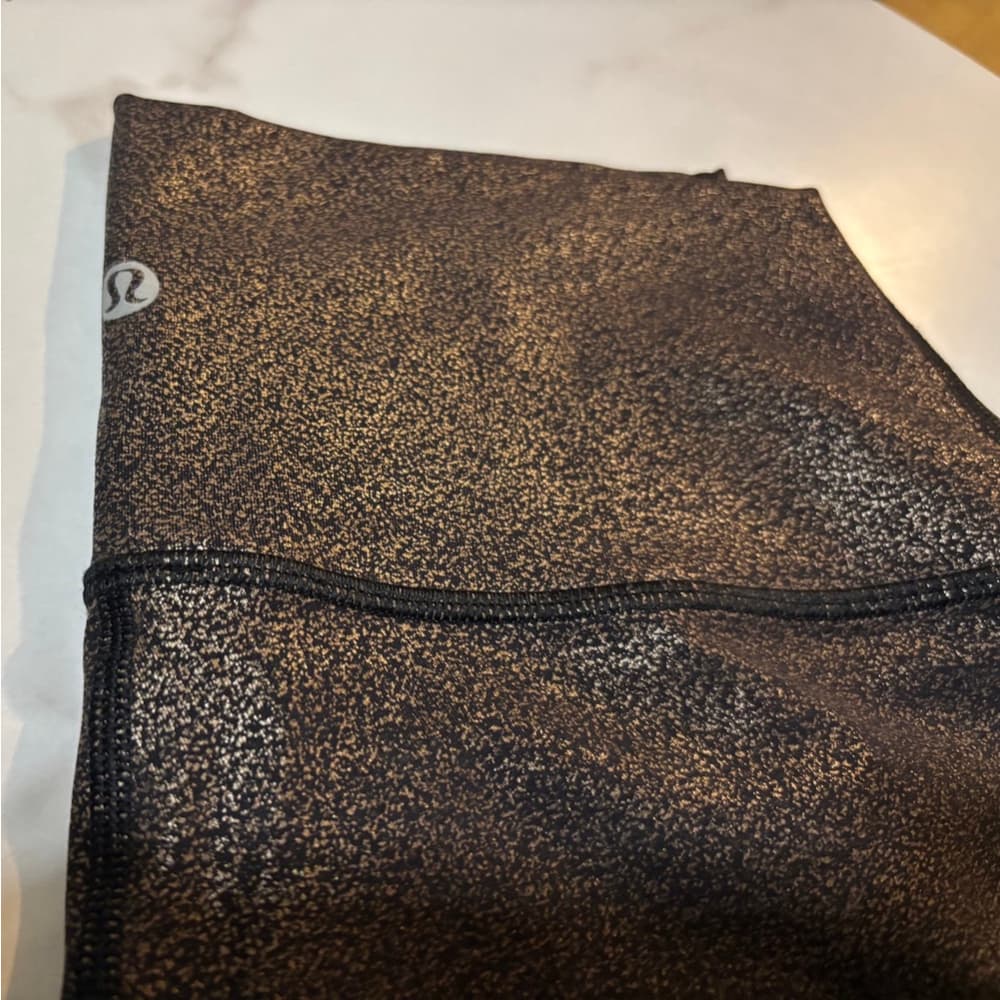 Lululemon Wunder Under High-Rise Tights in Luminosity Foil Print Black Copper - Thumbnail 2