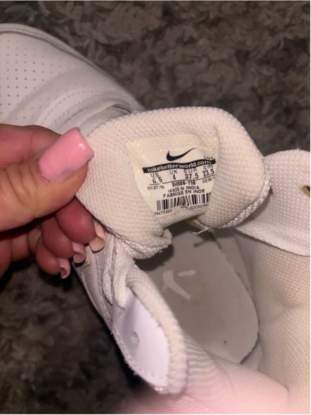 Nike - Thumbnail 3