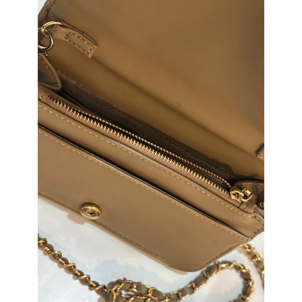 Bebe Crossbody - Thumbnail 3