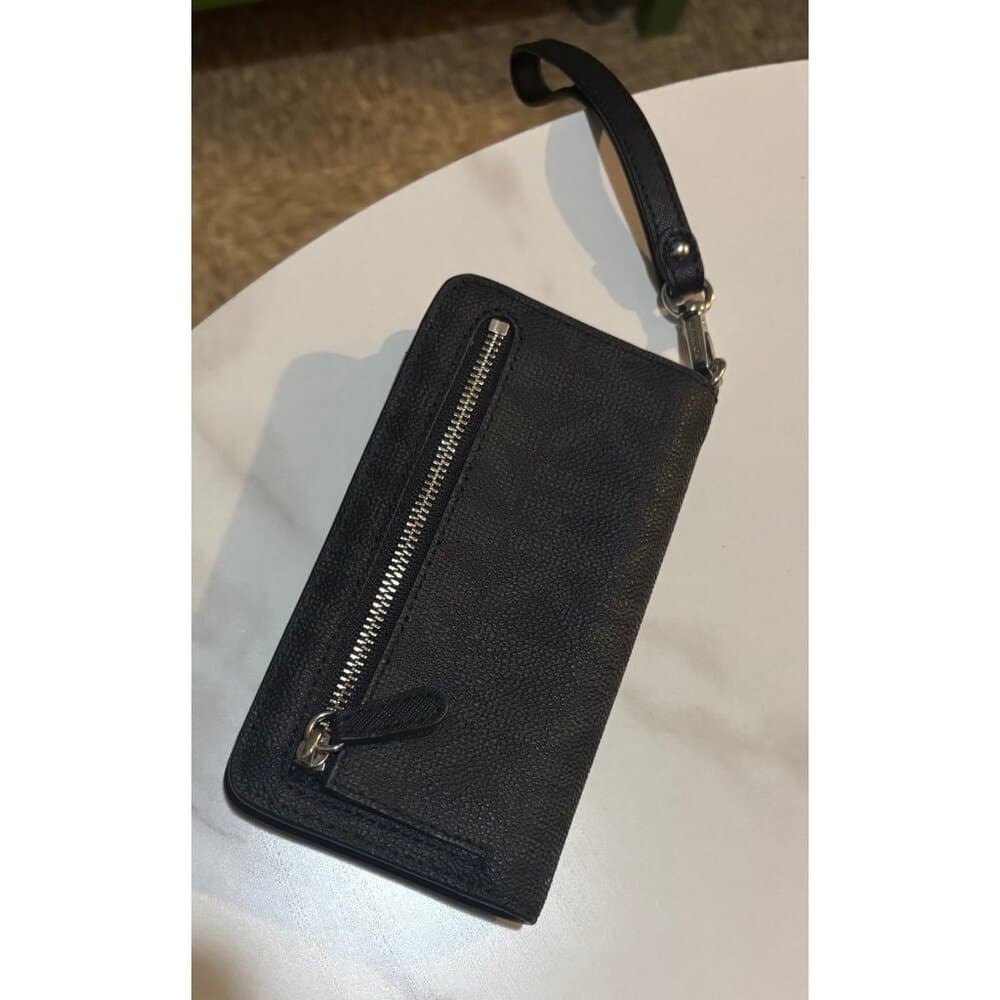 Michael Kors Cell Phone wallet - Thumbnail 2