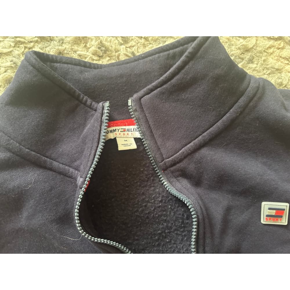 Tommy Hilfiger sweater