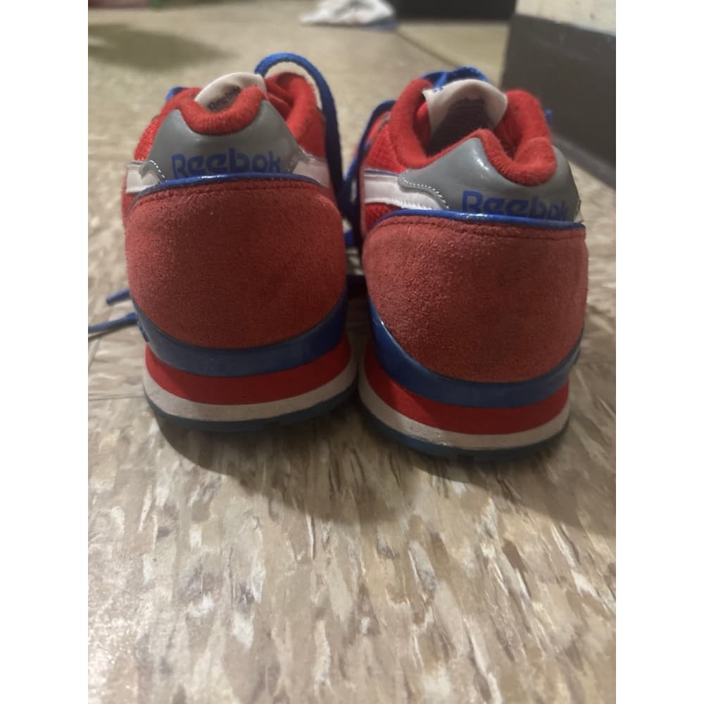 Reebok shoes - Thumbnail 4