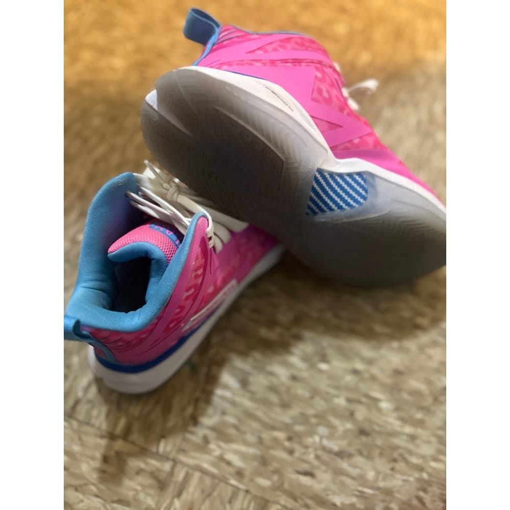 Moolah kicks - Thumbnail 5