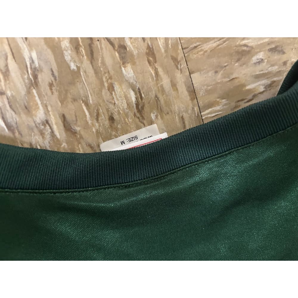 Woman’s greenbay crop top - Thumbnail 2