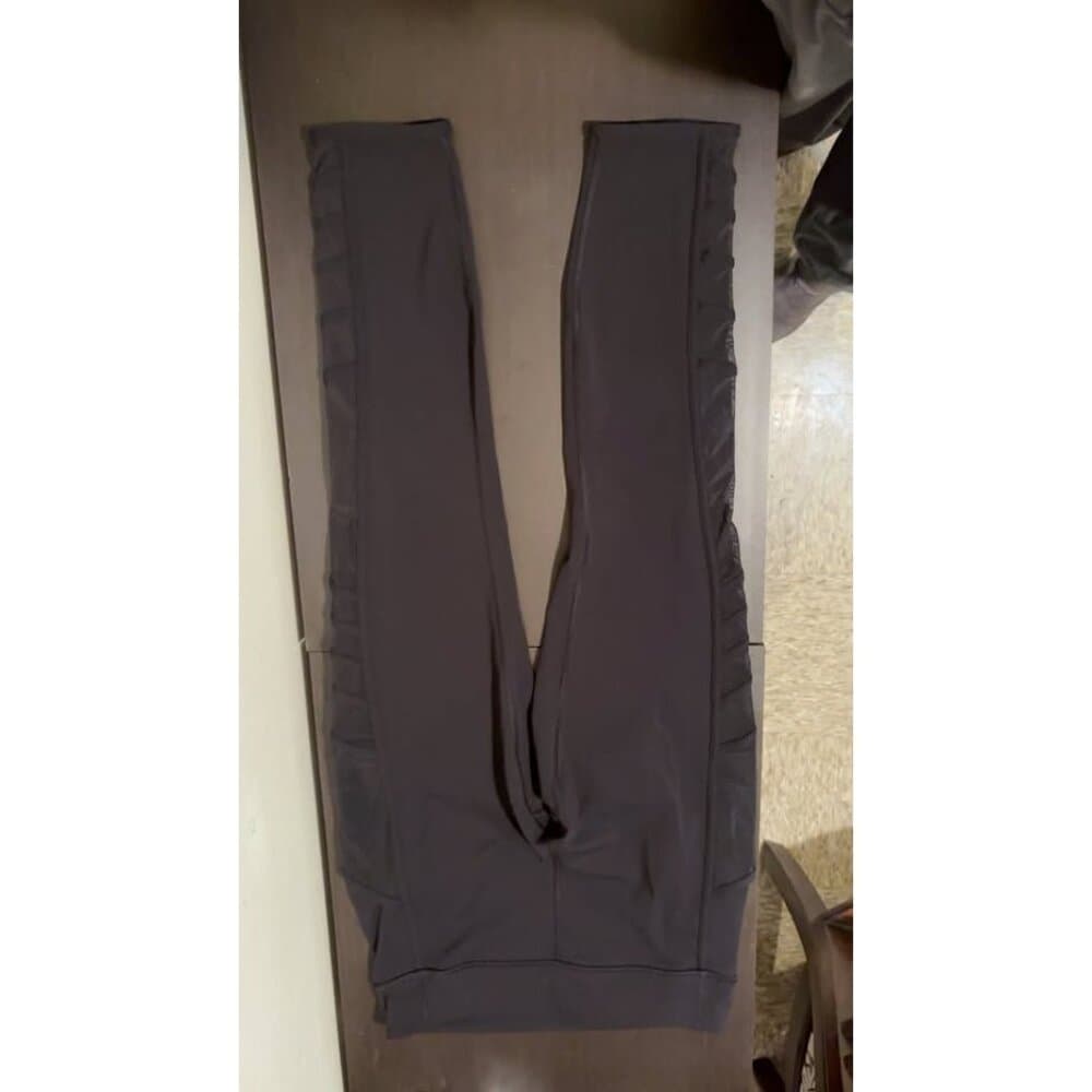 Fabletics Powerhold Leggings - Thumbnail 3