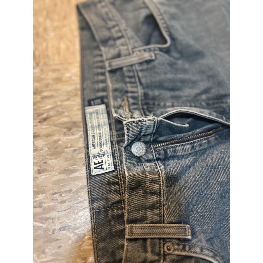 American Eagle - Thumbnail 2
